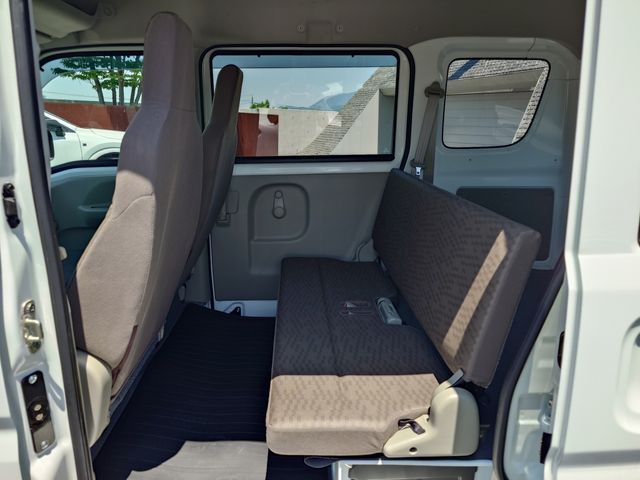 MINICAB van