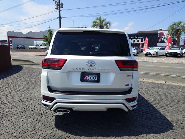 LANDCRUISER wagon