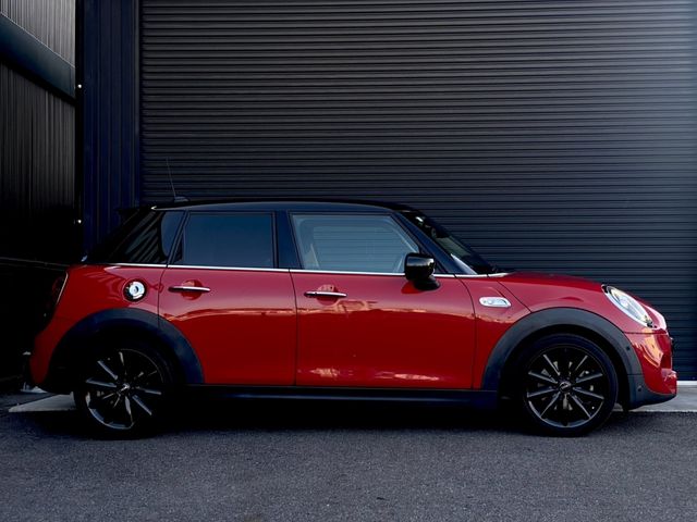 MINI COOPER S 5DOOR