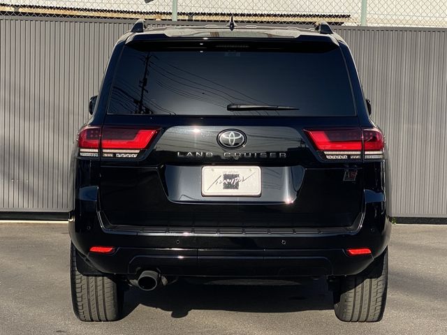 LANDCRUISER wagon