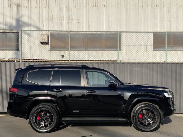 LANDCRUISER wagon