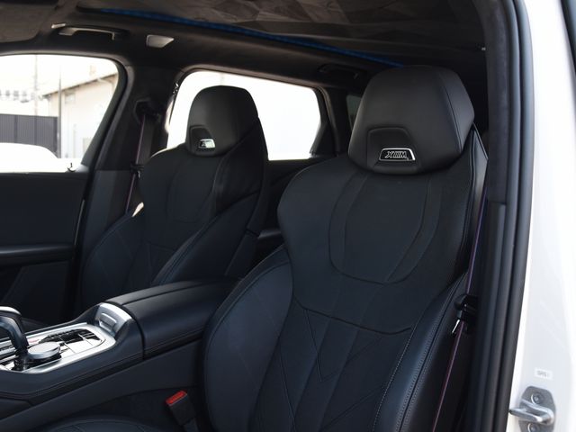BMW XM