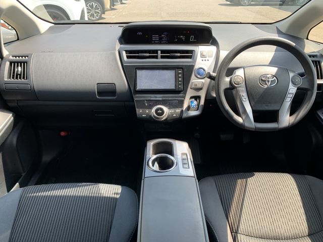 PRIUS Alpha