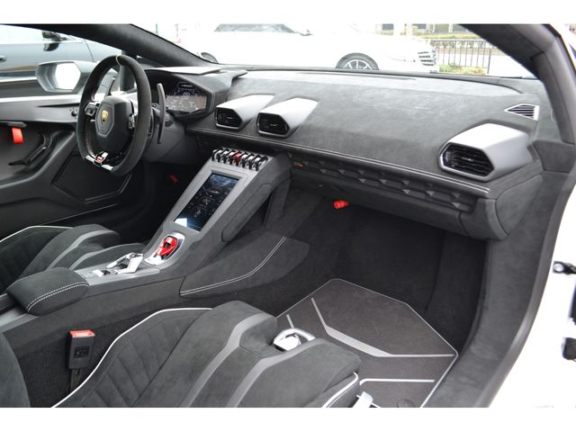 LAMBORGHINI HURACAN