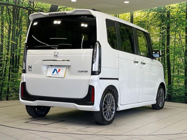 N BOX CUSTOM