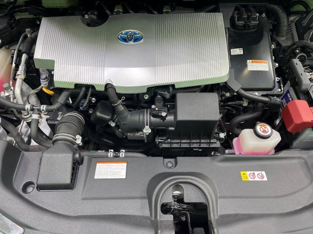 PRIUS 4WD