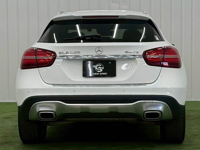 MERCEDES BENZ GLA class