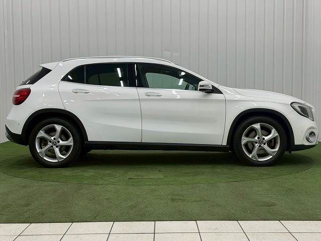MERCEDES BENZ GLA class