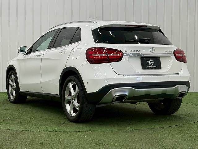 MERCEDES BENZ GLA class
