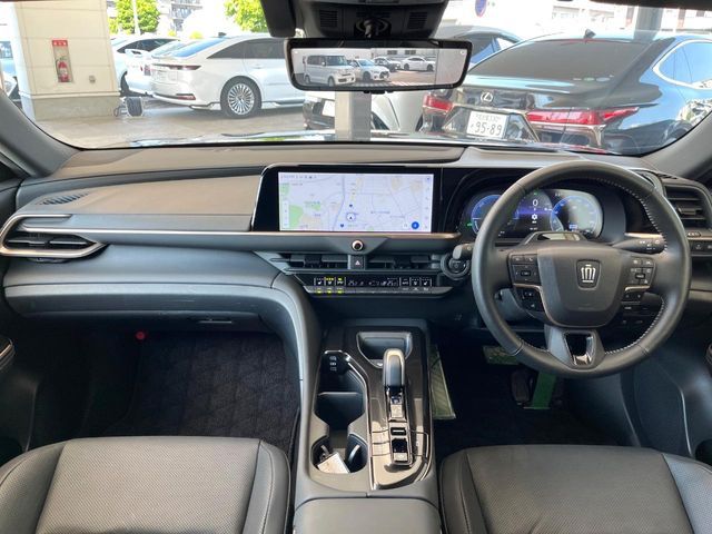 CROWN SPORT