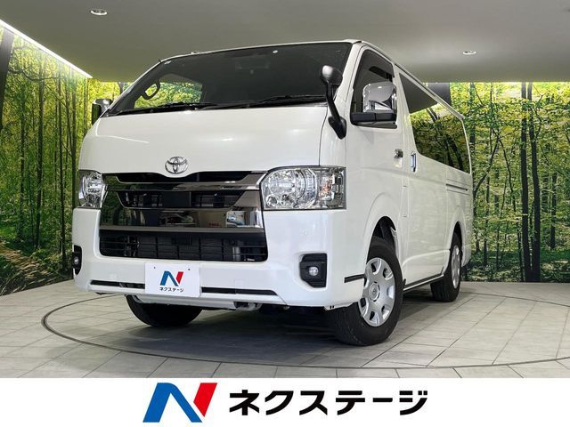 HIACE van 4WD
