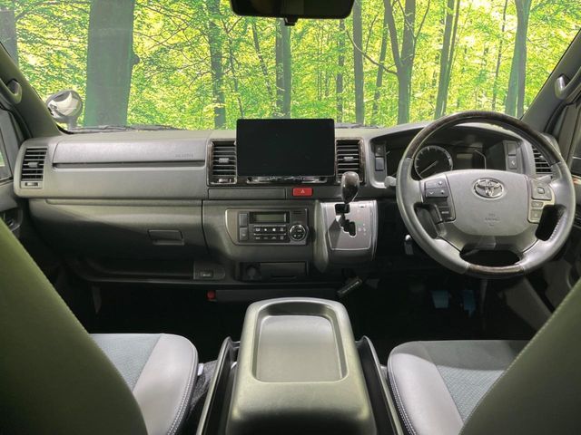 HIACE van 4WD