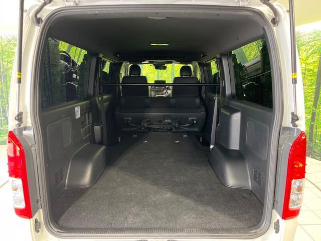 HIACE van 4WD