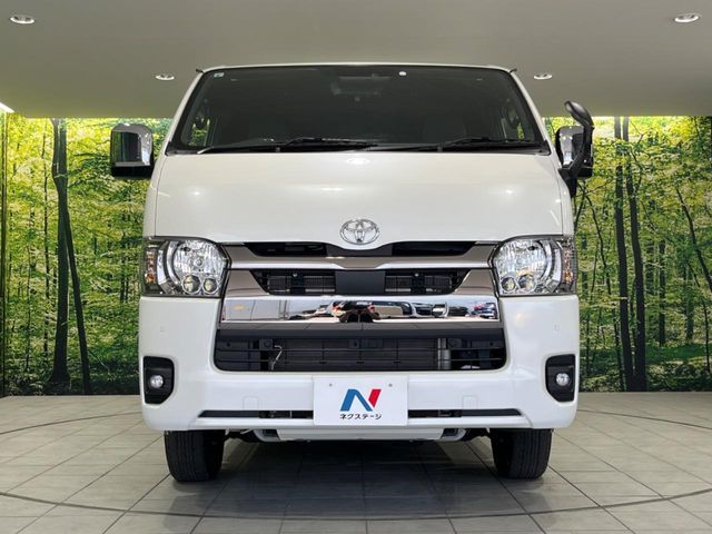 HIACE van 4WD