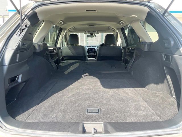 LEGACY OUTBACK