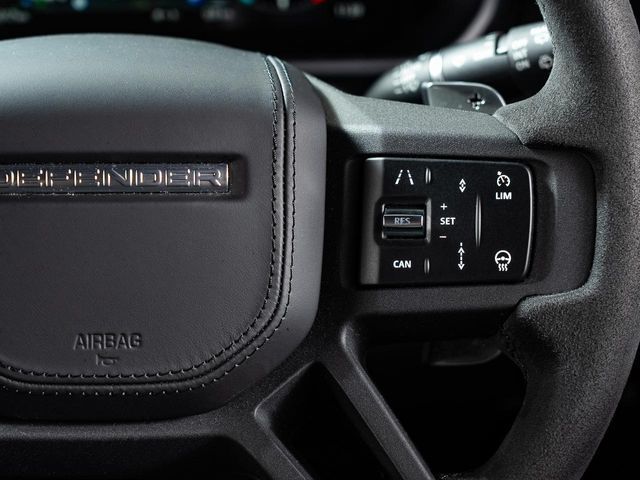 ROVER DEFENDER