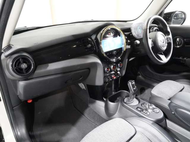 MINI COOPER D 5DOOR