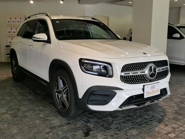 MERCEDES BENZ GLB