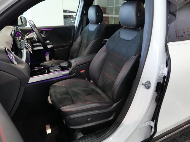 MERCEDES BENZ GLB