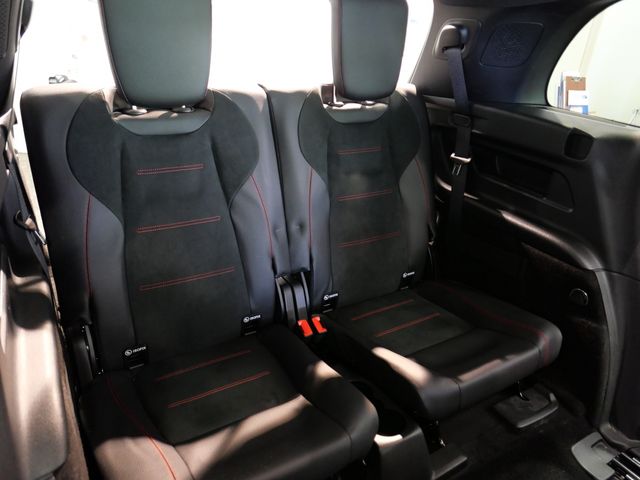 MERCEDES BENZ GLB