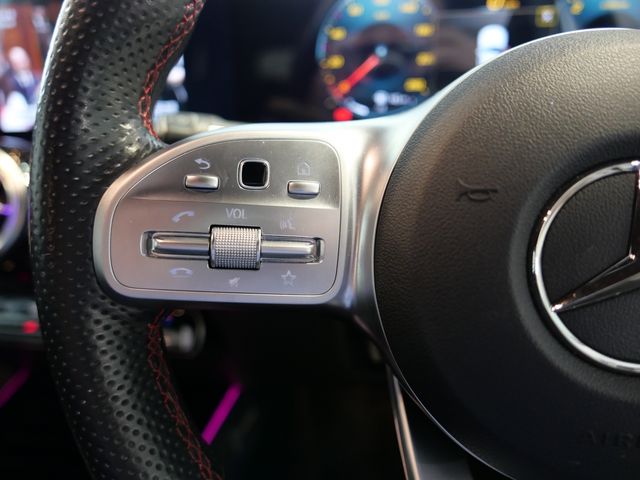 MERCEDES BENZ GLB