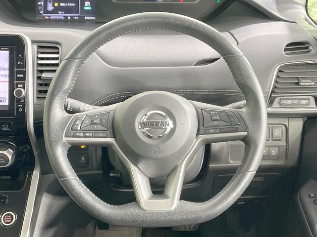 SERENA  S-HYBRID 4WD