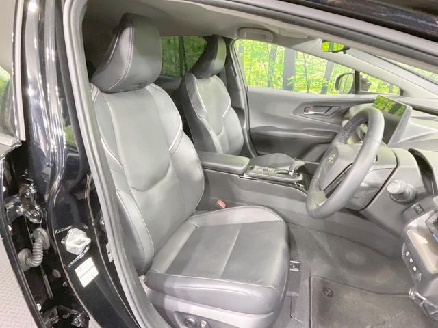 PRIUS 4WD