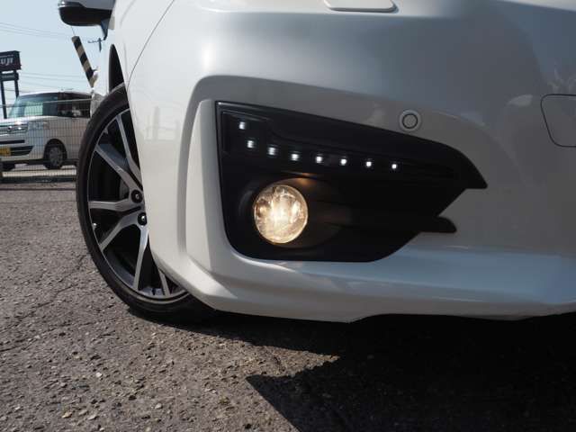 IMPREZA G4 4WD