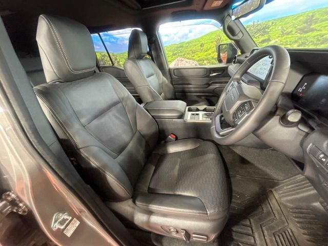 LANDCRUISER 250