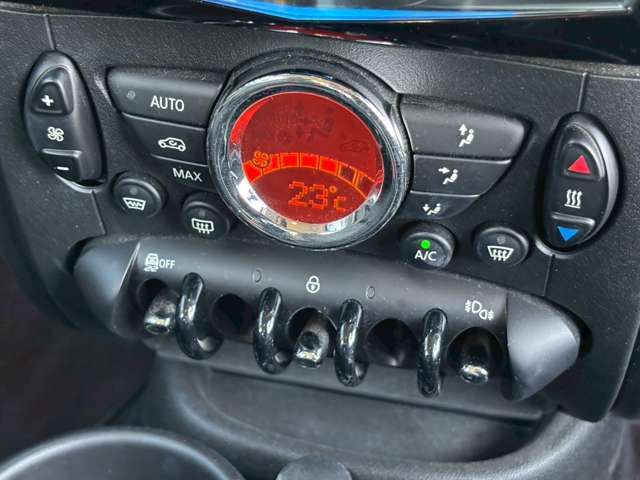 BMW MINI COOPER SD CROSSOVER