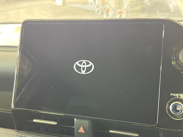 VOXY HYBRID