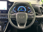 VOXY HYBRID