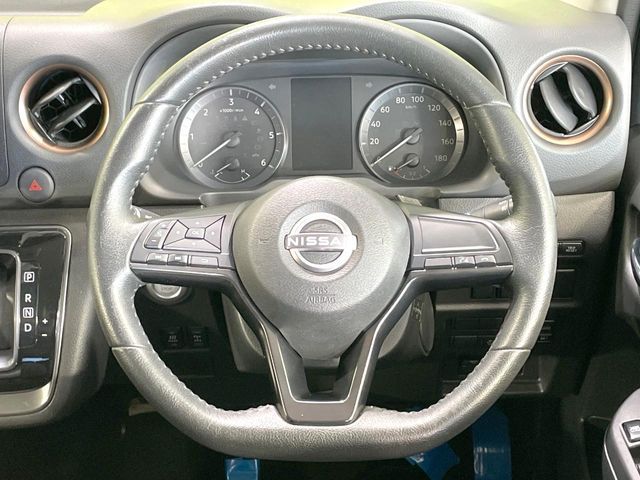 CARAVAN van 4WD