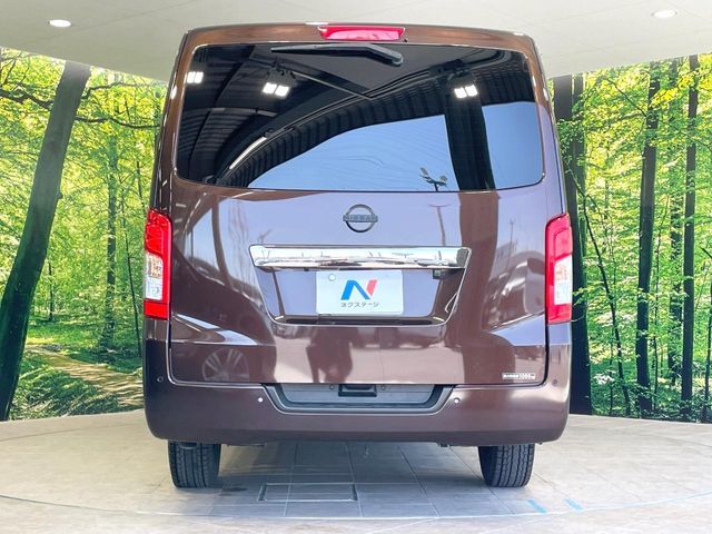 CARAVAN van 4WD