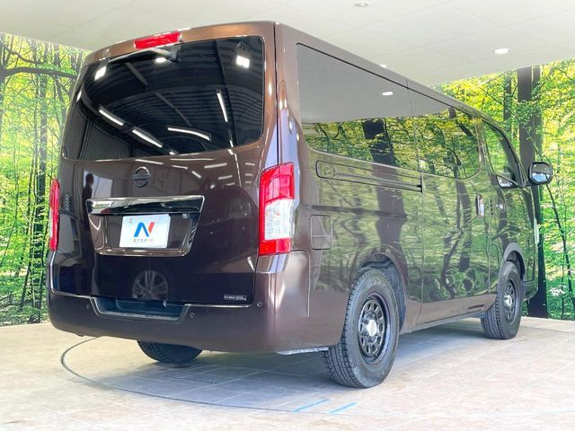 CARAVAN van 4WD
