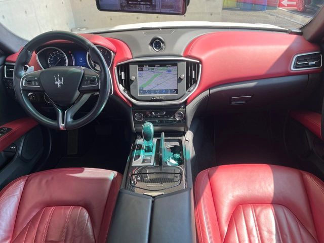 MASERATI GHIBLI Sedan