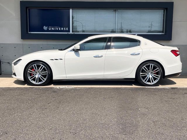 MASERATI GHIBLI Sedan