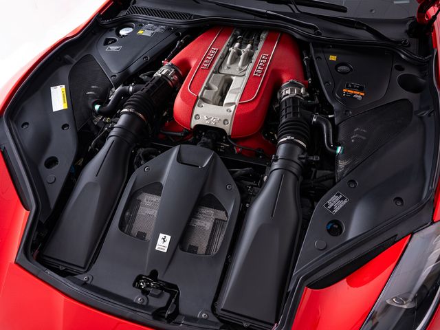FERRARI 812 GTS