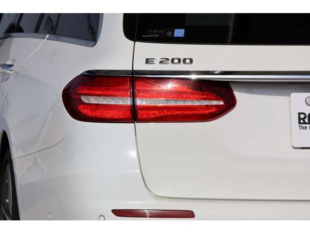 MERCEDES BENZ E class stationwagon