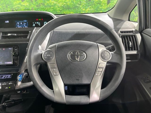 PRIUS Alpha