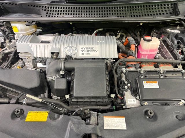 PRIUS Alpha