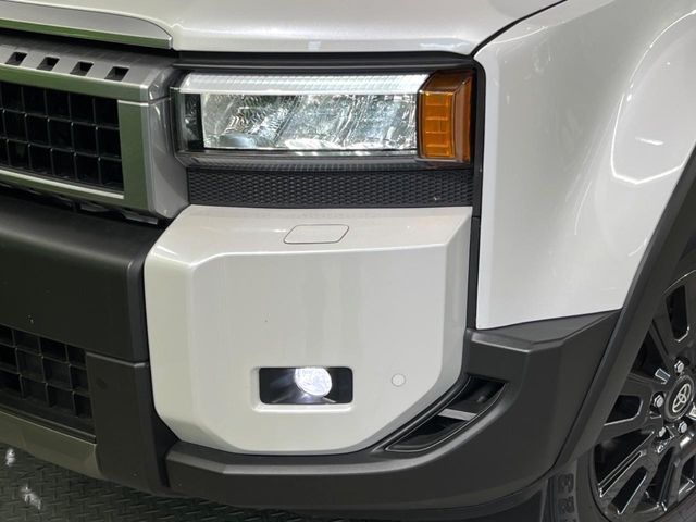 LANDCRUISER 250
