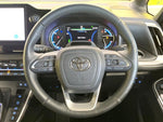VOXY HYBRID