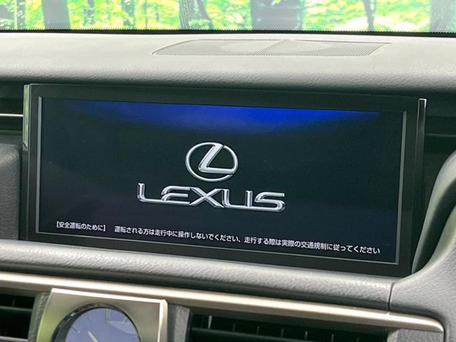 LEXUS IS300h
