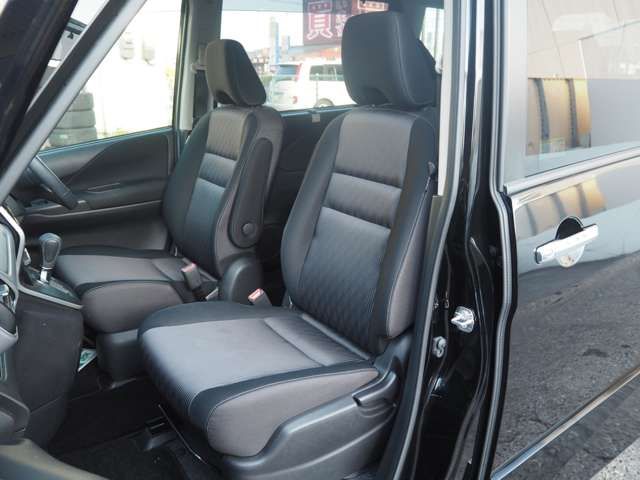 SERENA  S-HYBRID 4WD