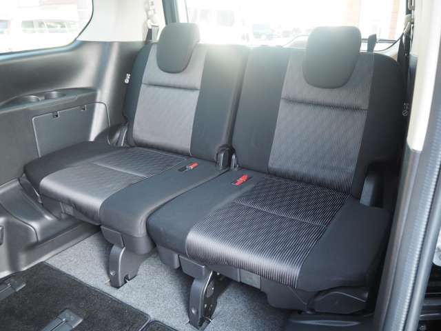 SERENA  S-HYBRID 4WD
