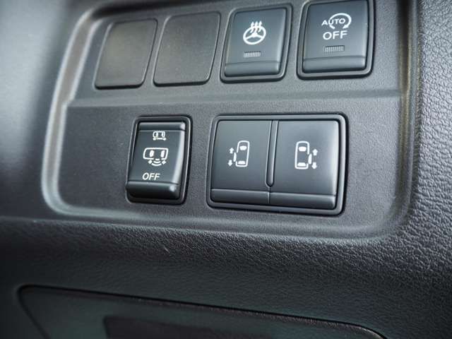 SERENA  S-HYBRID 4WD