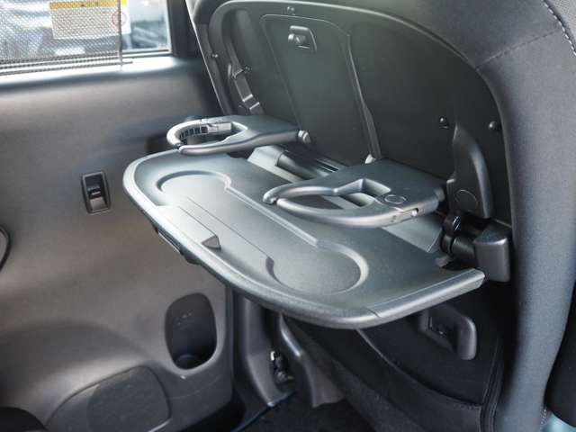 SERENA  S-HYBRID 4WD