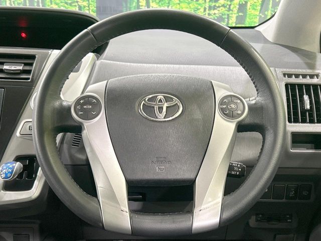 PRIUS Alpha
