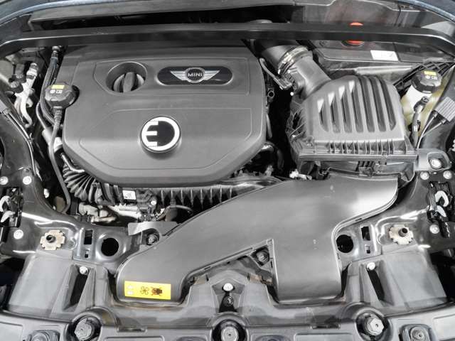 BMW MINI COOPER SE CROSSOVER